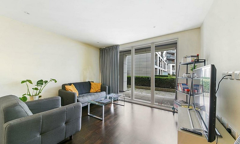 1 Bedroom Flat In Ai...