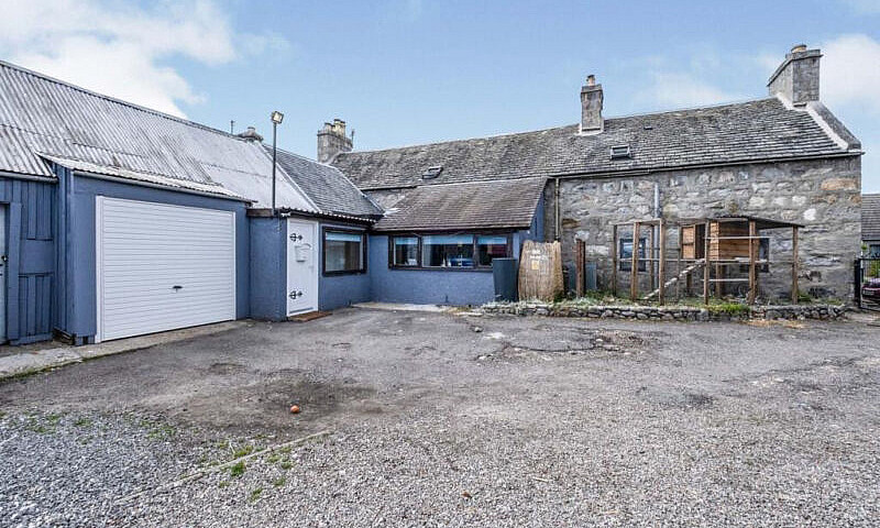 Large Family Home Wi...