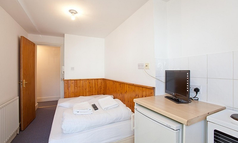 Studio Swiss Cottage...