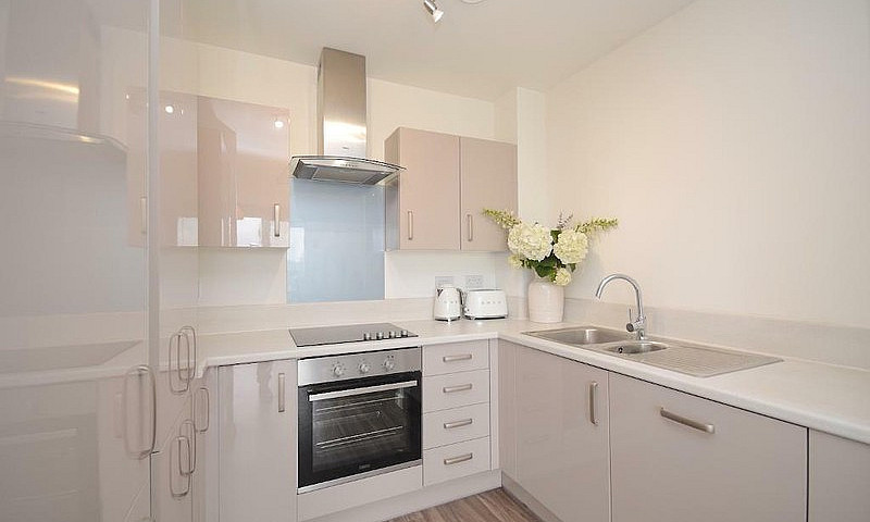 1 Bedroom Flat In Ne...