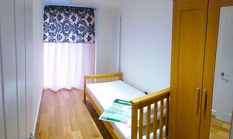 4 Bedroom Flat In An...