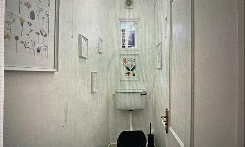 2 Bed Flat Furzedown...