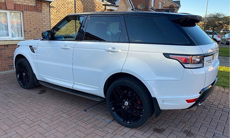 Range Rover Sport ...