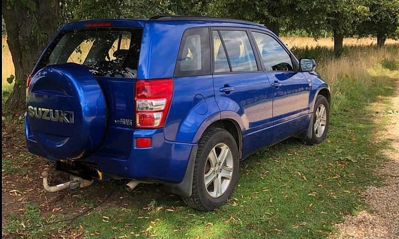Suzuki Grand Vitara ...