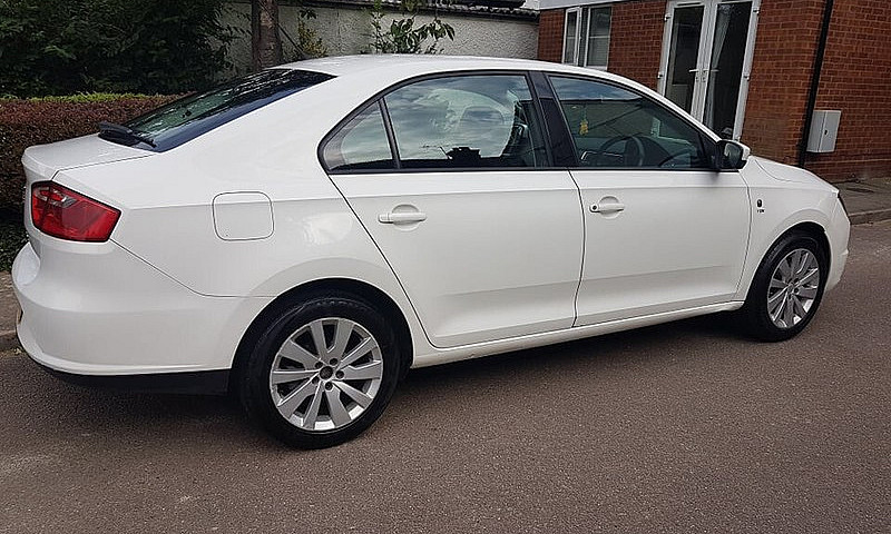 Seat Toledo 2013 Whi...