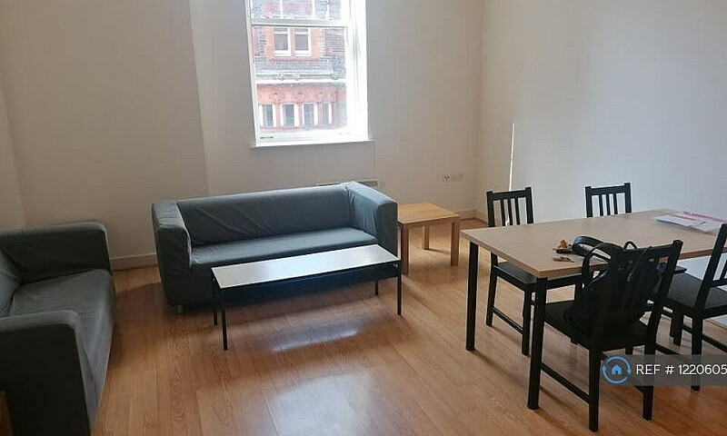 1 Bedroom Flat In Mc...