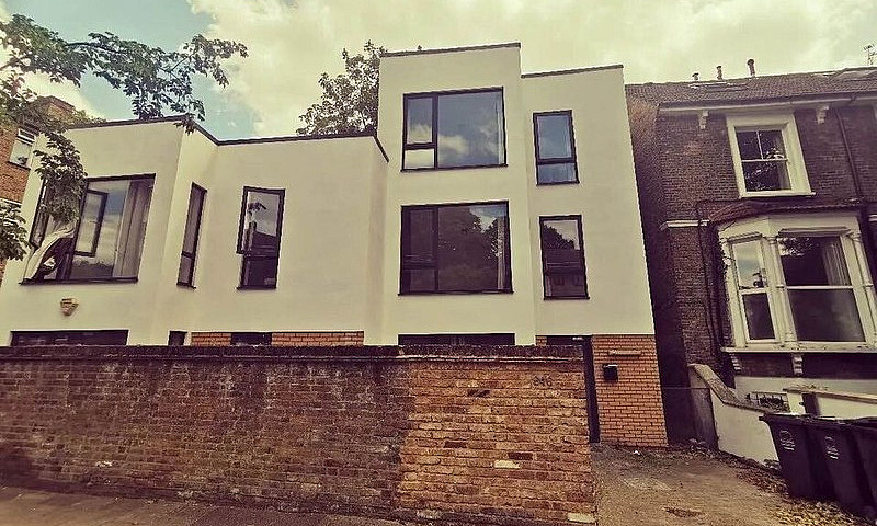 Immaculate 4 Bedroom...