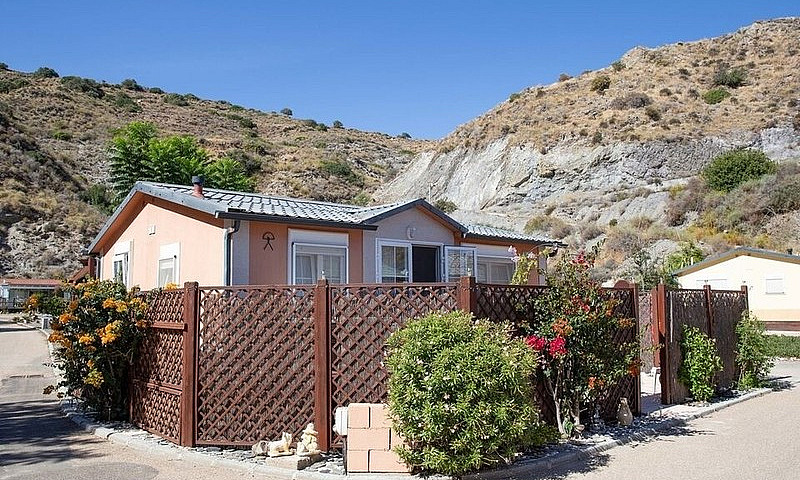 2 Bedroom Roughcast ...