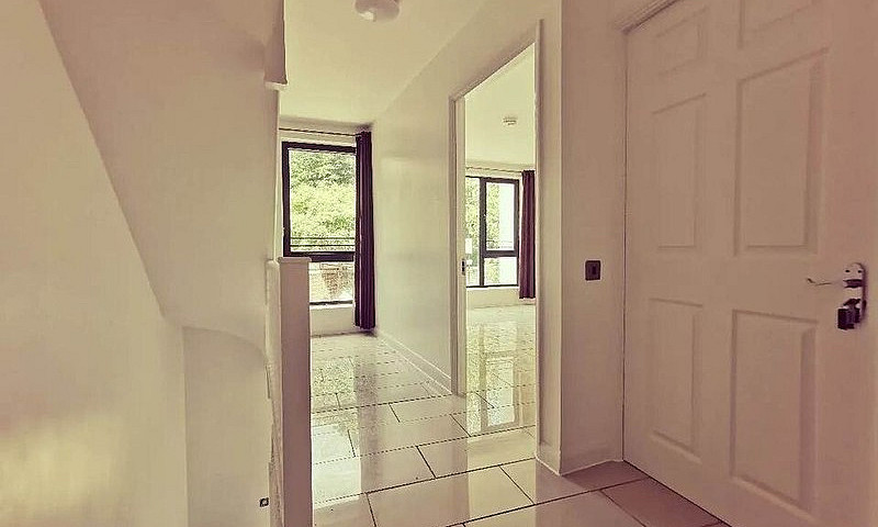 Immaculate 4 Bedroom...