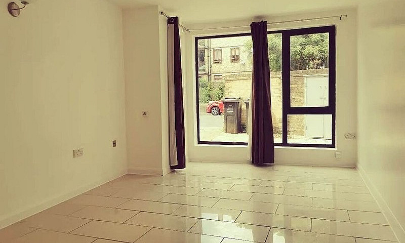 Immaculate 4 Bedroom...