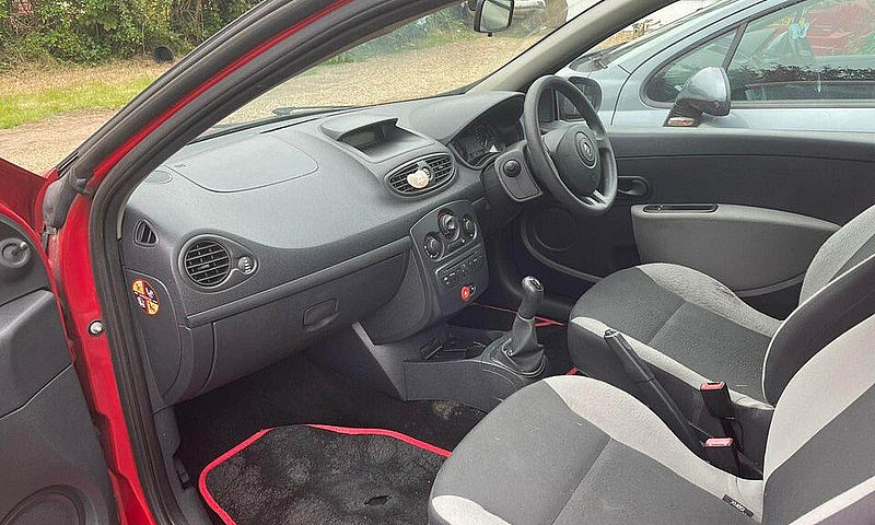 Renault, Clio, Hatch...