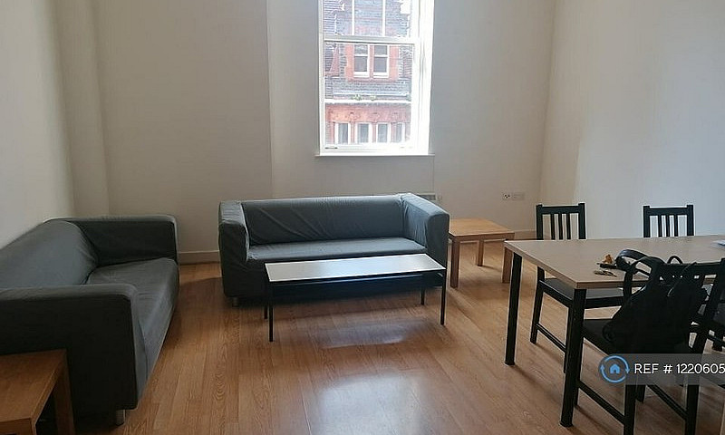 1 Bedroom Flat In Mc...