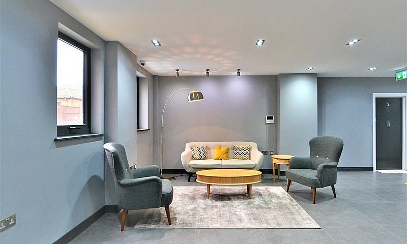 Stunning 1 Bedroom F...