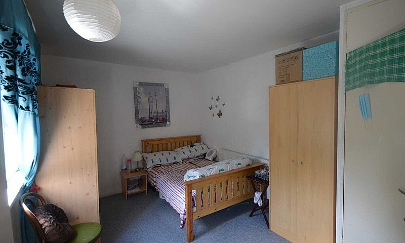 3 Double Bedroom Mai...