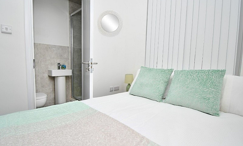 Fully Refurbished Hm...
