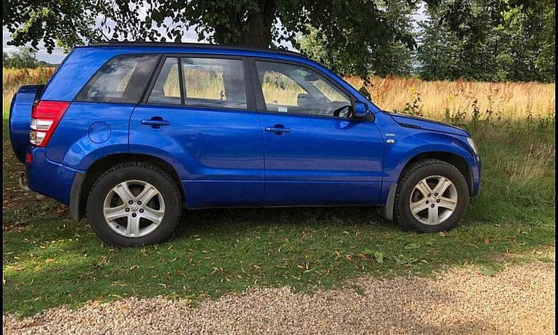 Suzuki Grand Vitara ...