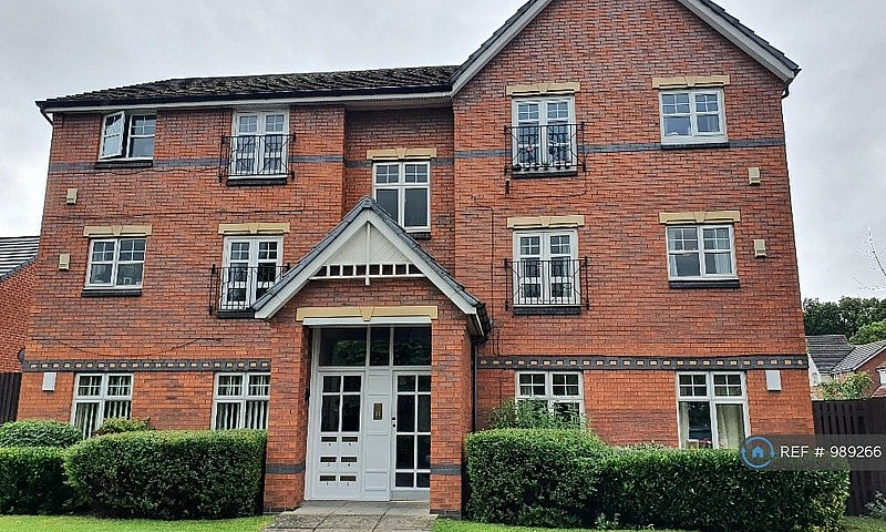 2 Bedroom Flat In Ha...