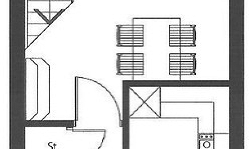 2 Bedroom House In E...