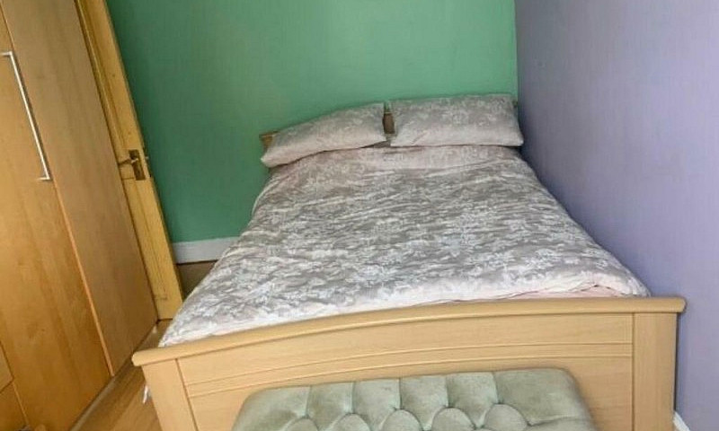 1 Bedroom For Rent I...