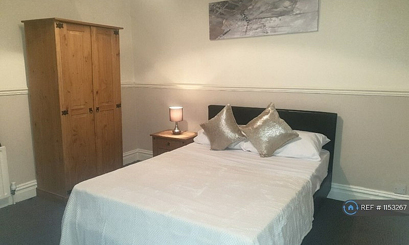 1 Bedroom In Co-Oper...