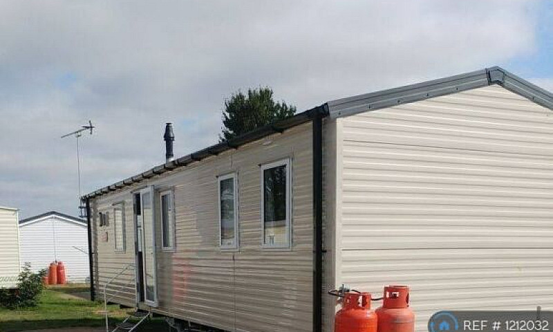 3 Bedroom House In B...