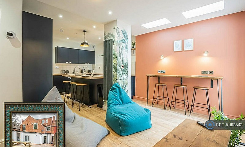 1 Bedroom In High St...