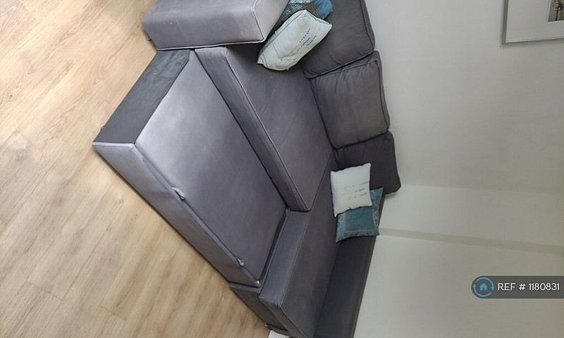 Studio Flat In Ferme...
