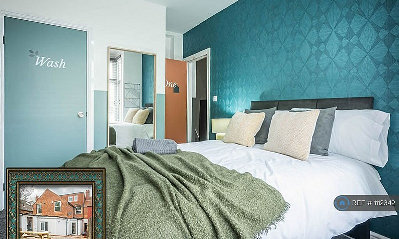 1 Bedroom In High St...