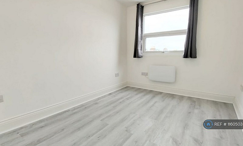 1 Bedroom Flat In Ea...
