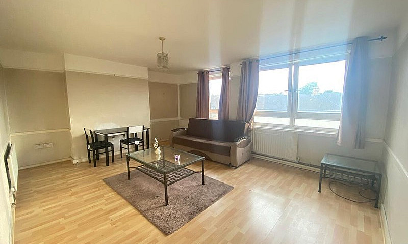 1 Bedrooms Flat To R...