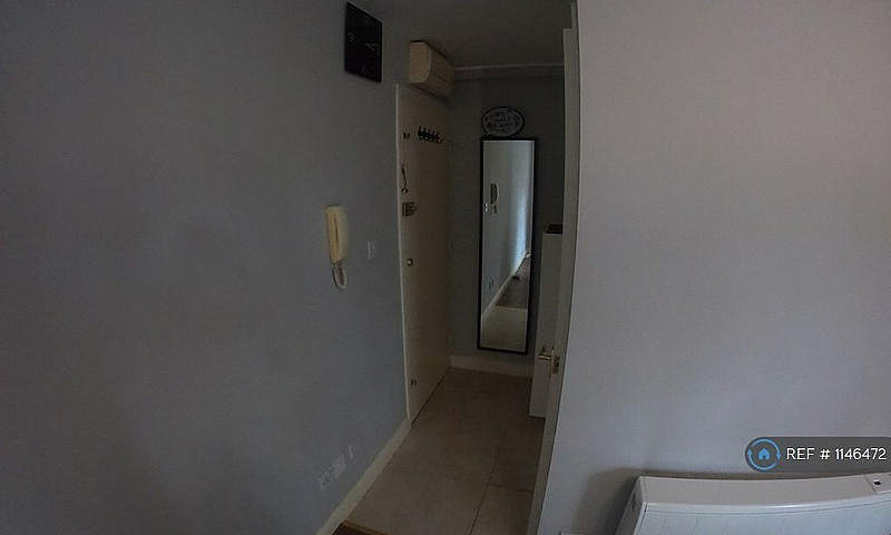 1 Bedroom Flat In Up...