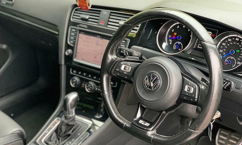 2015 64 Volkswagen G...