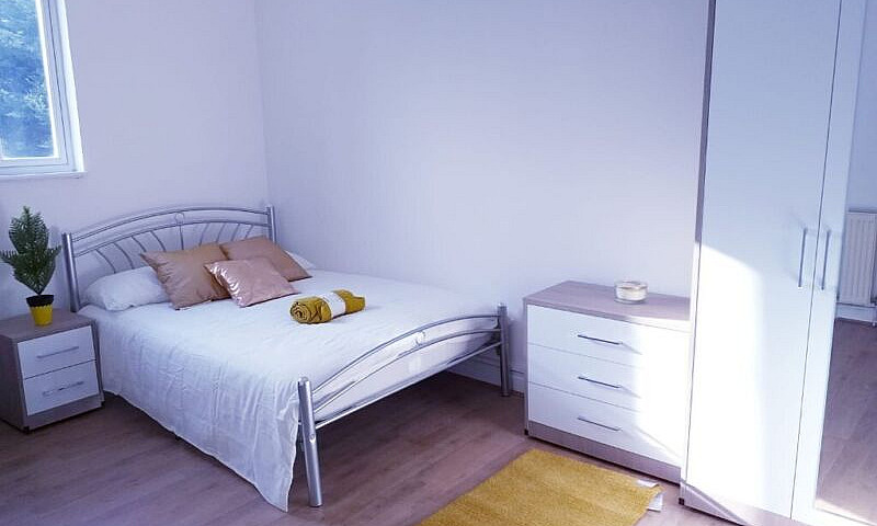 Dss Couples Ensuite ...