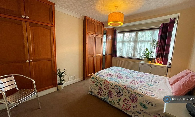 1 Bedroom In Grove R...