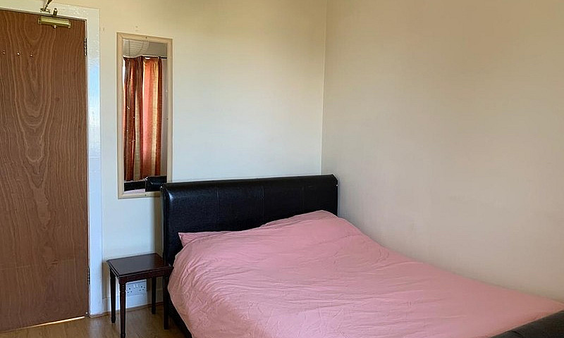 3 Double Bed Flat Ne...