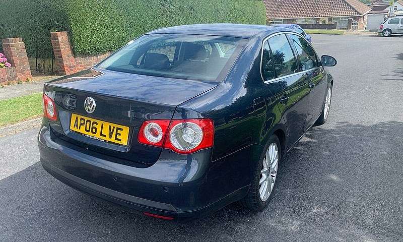 2006 Volkswagen Jett...