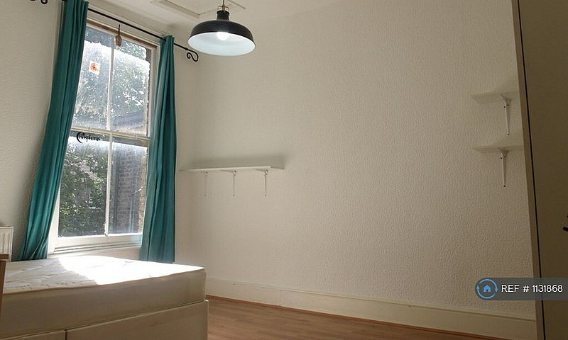1 Bedroom In Reighto...