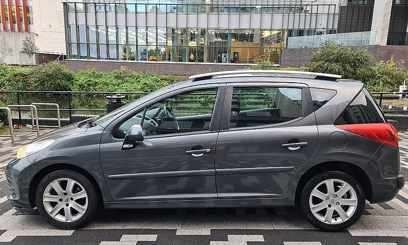 Peugeot 207 1.6 Hdi ...