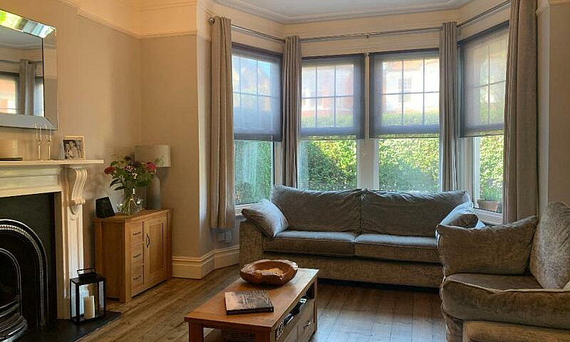 3 Bedroom Flat In 54...