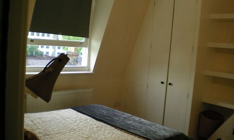 Spacious 1-Bed Conve...