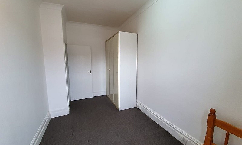 2Bed Flat To Let In ...