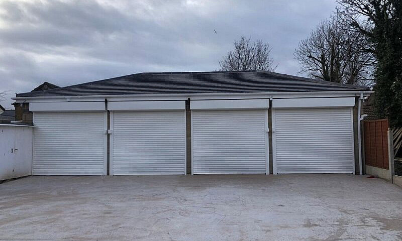 Garage To Let *Lyttl...