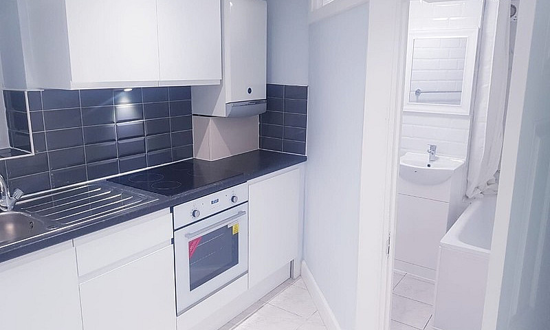 1 Bed Flat In Hendon...