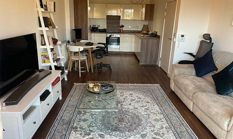 1 Bedroom Flat In Pa...
