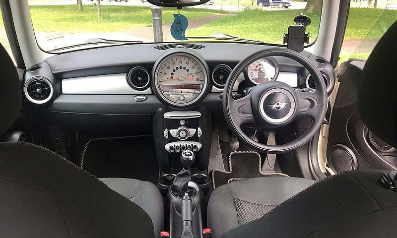 Mini Cooper 1.6 Petr...