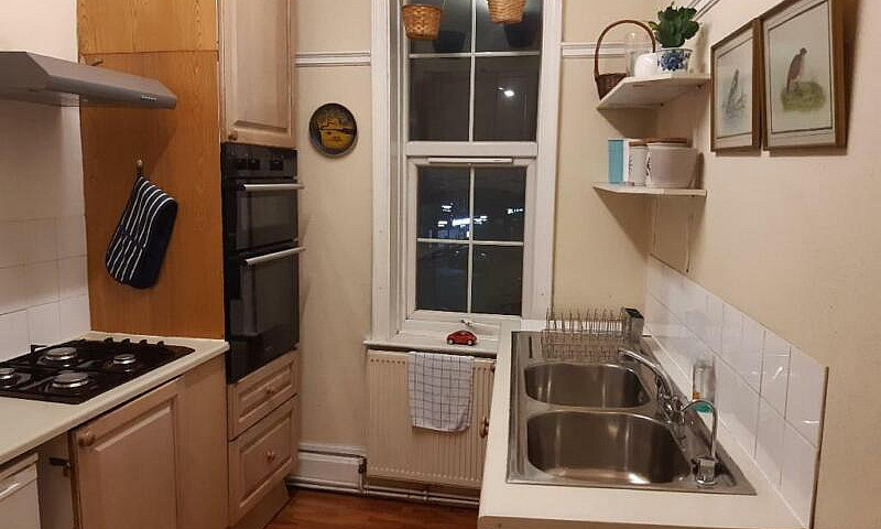 1 Bedroom In Brent S...