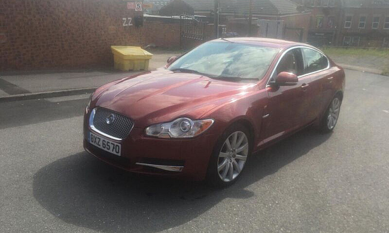 2010 10 Jaguar Xf 3....