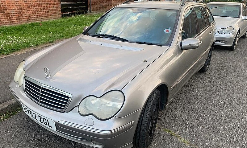 2002 Mercedes-Benz C...