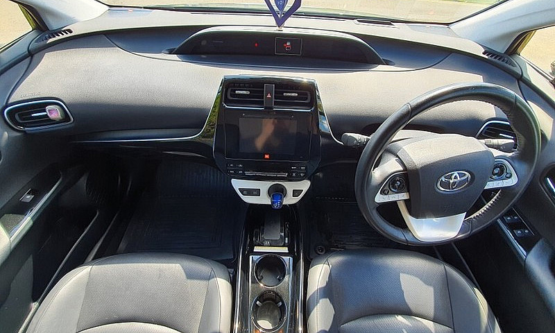 Toyota Prius Excel 2...