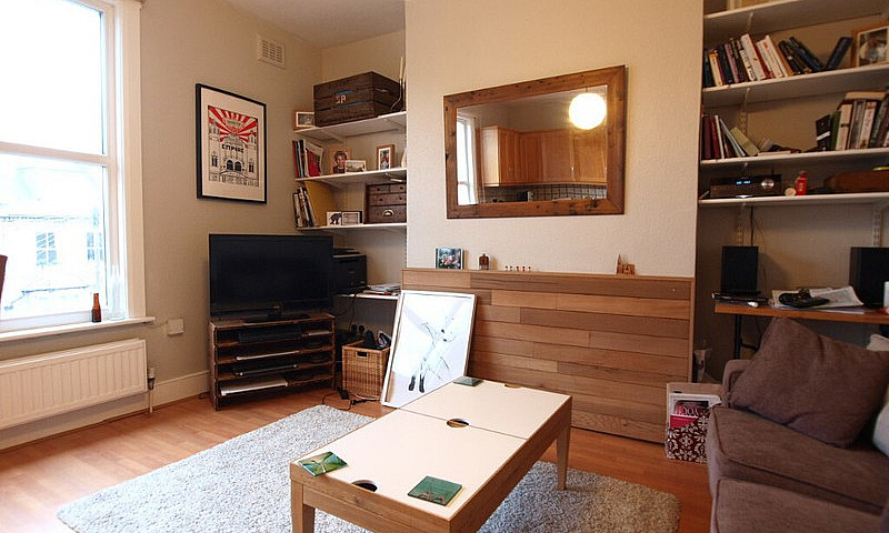 A Large Open Plan 1 ...